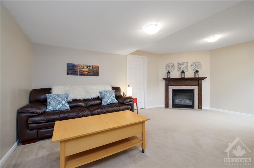 223 KINGSWELL Street