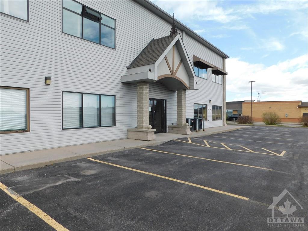 2911 LAURIER Street, #201
