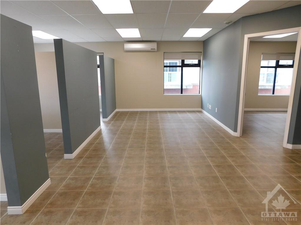2911 LAURIER Street, #201