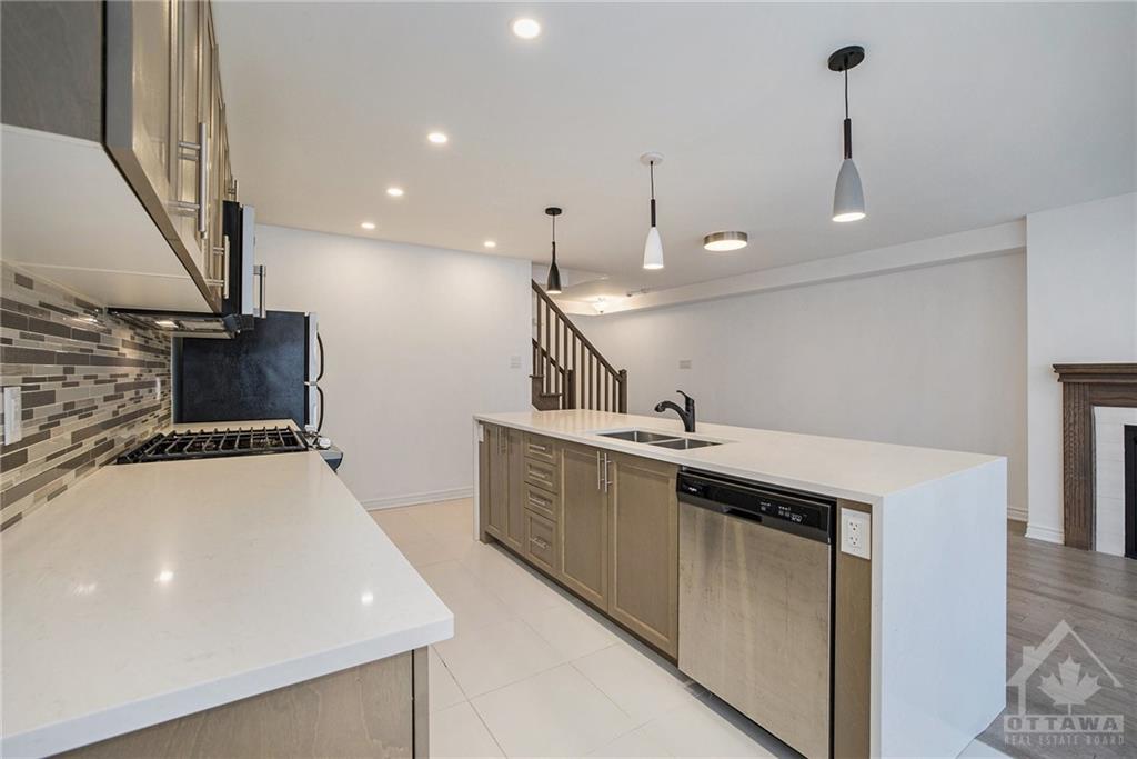 598 PARADE Drive