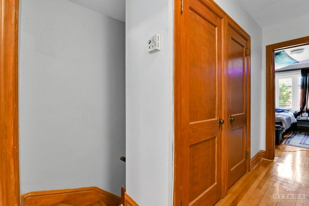 452-454 SUNNYSIDE Avenue