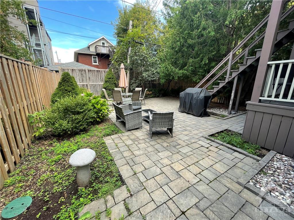 273 POWELL Avenue