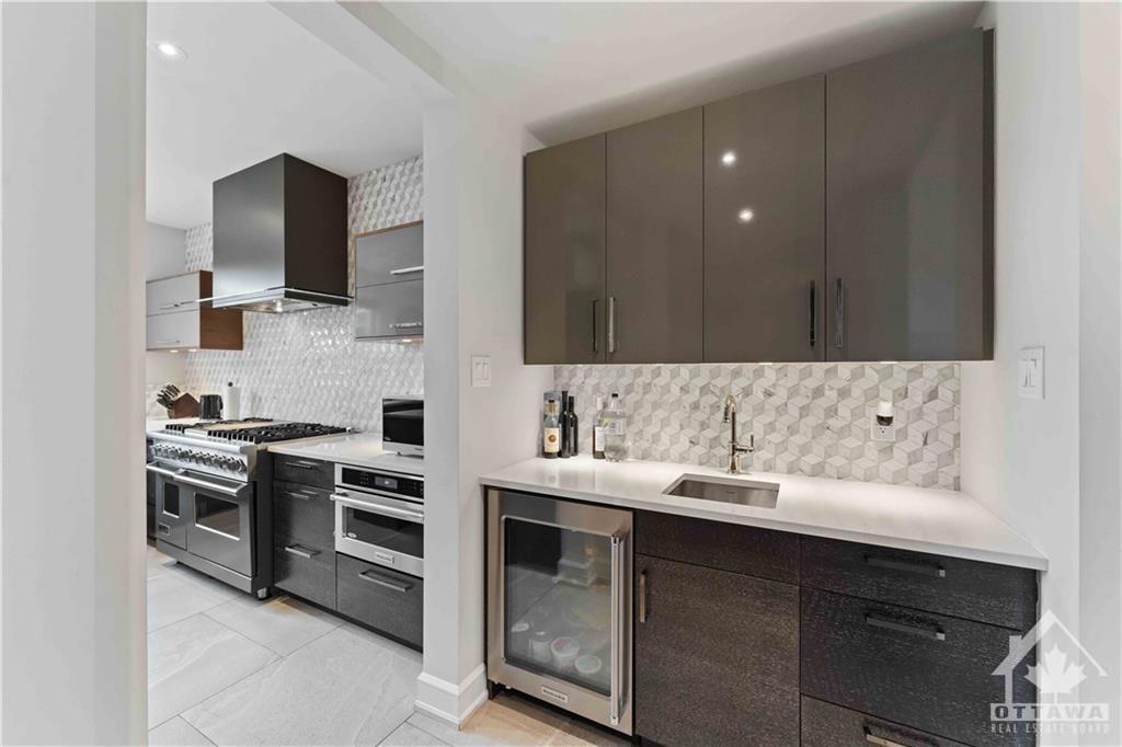800 PERCIVAL Crescent