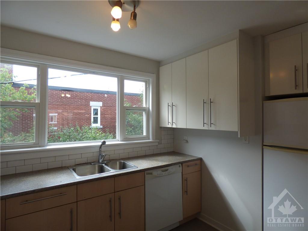 682 IRENE Crescent, #6
