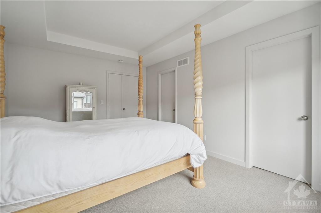 427 TRIDENT Mews