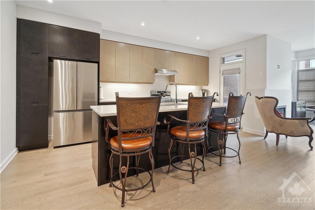 427 TRIDENT Mews