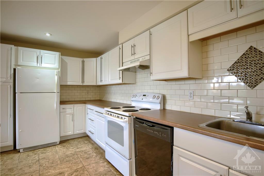 790 ST ANDRE Drive, #67B