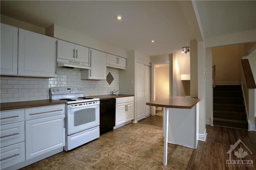 790 ST ANDRE Drive, #67B
