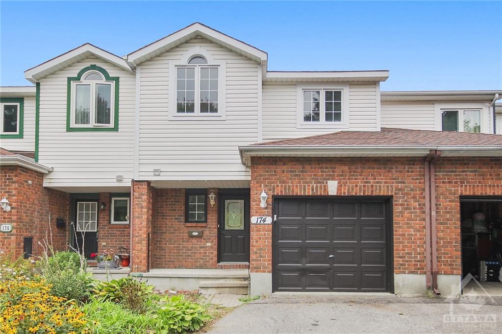 174 DAVENTRY Crescent