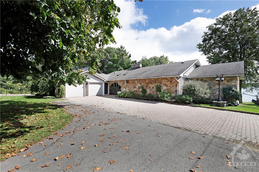 1351 COUNTY 2 Road E