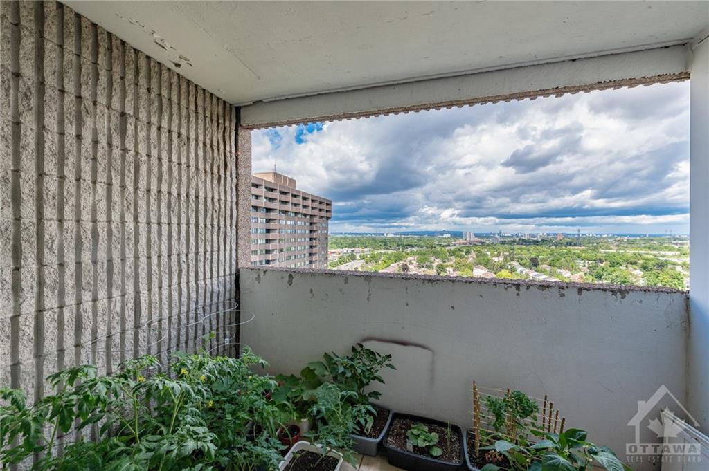 1285 CAHILL Drive, #1704