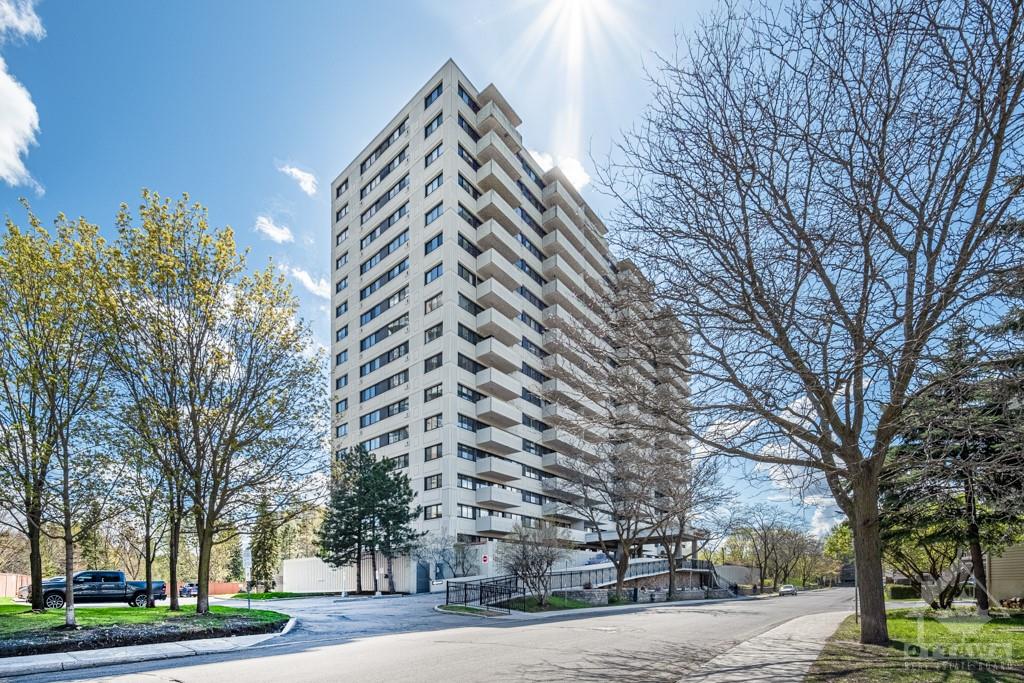 40 LANDRY Street, #1613