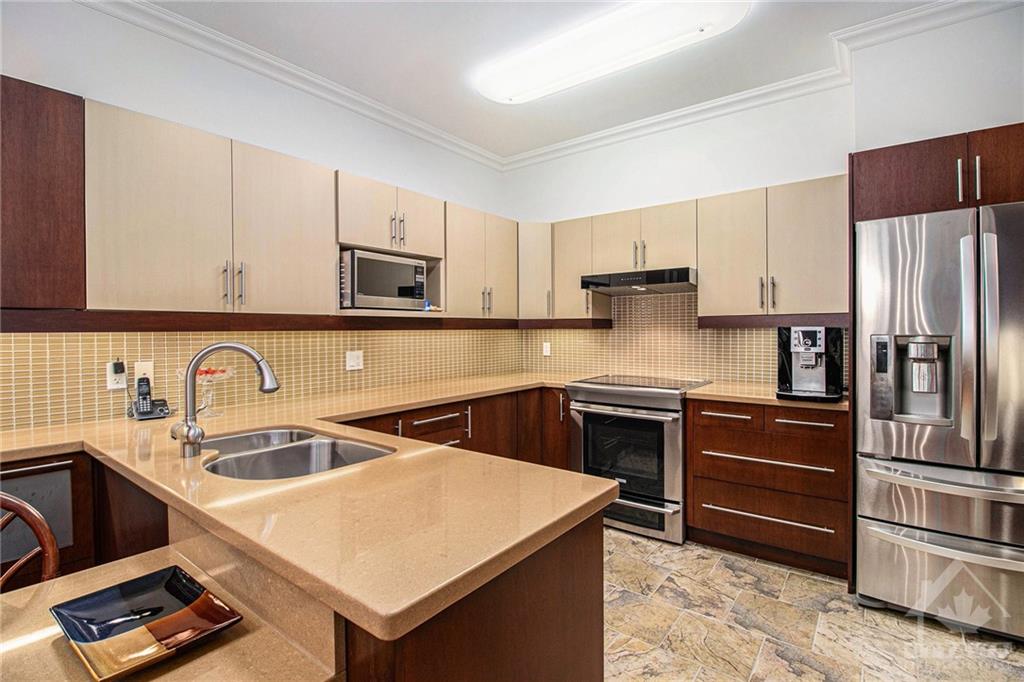 1240 KILBORN Place, #4