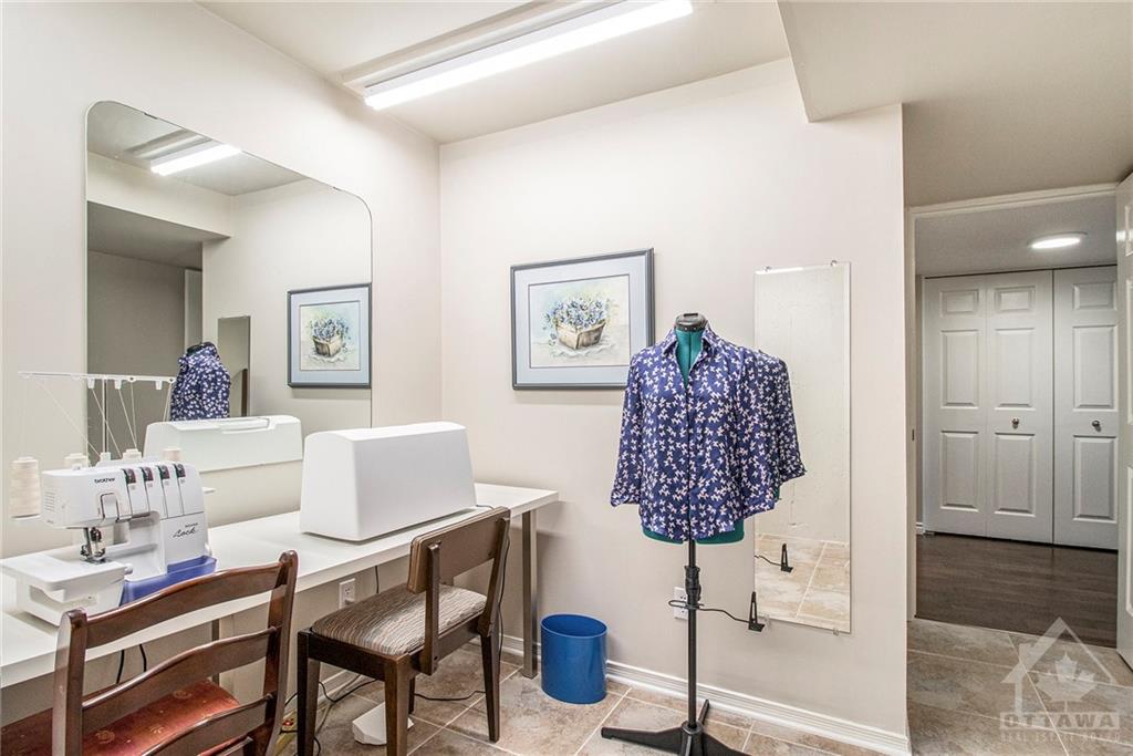 1240 KILBORN Place, #4