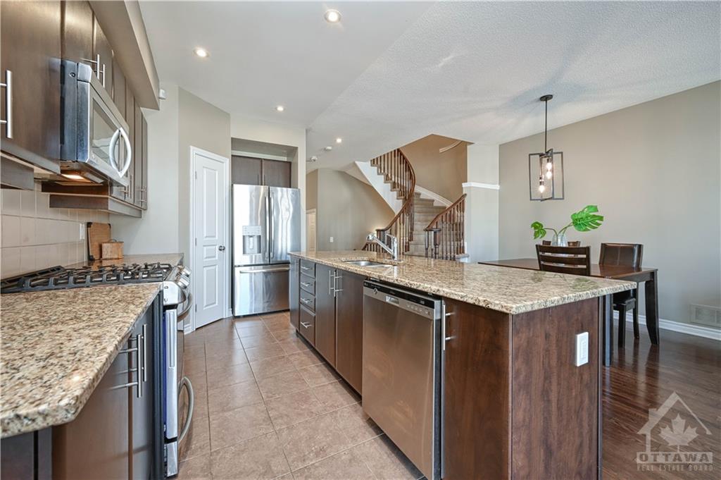 523 EARNSCLIFFE Grove