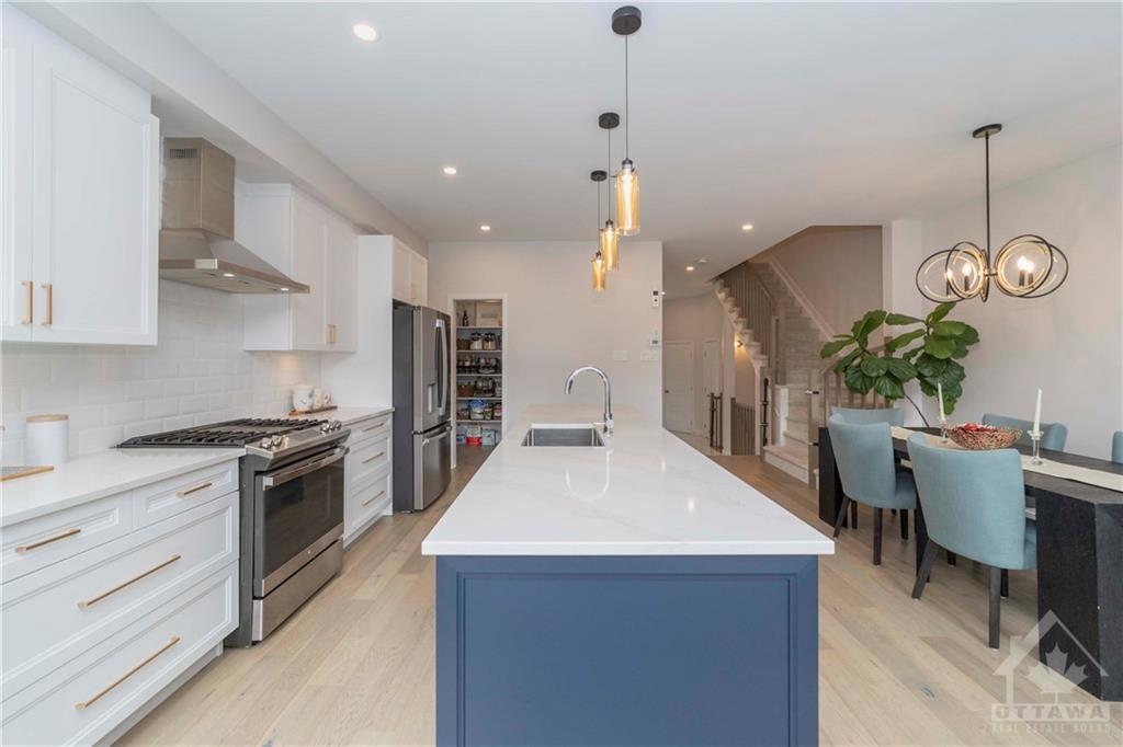 527 RATHBURN Road