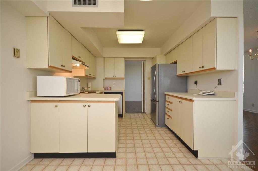 1500 RIVERSIDE Drive, #2405