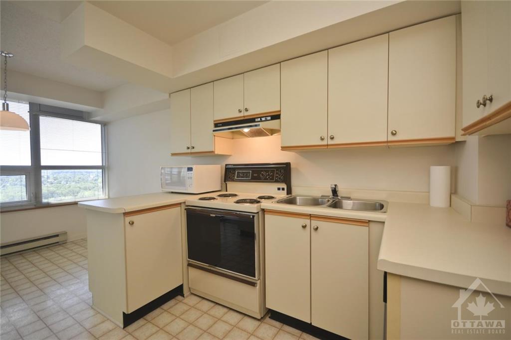 1500 RIVERSIDE Drive, #2405