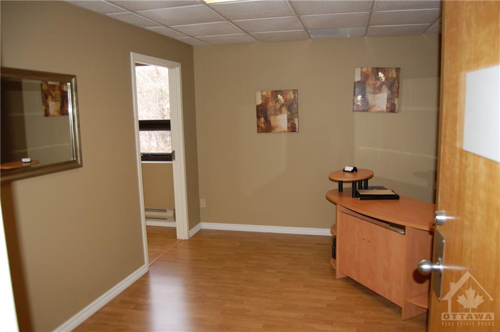 1468 LAURIER Street, #202