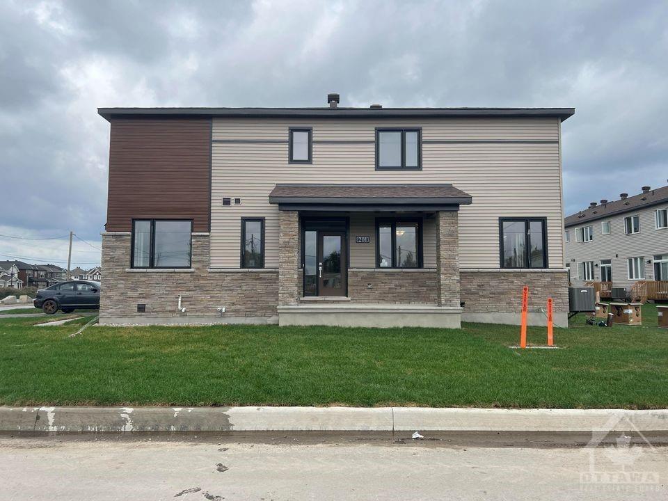 201 SHALLOW POND Place