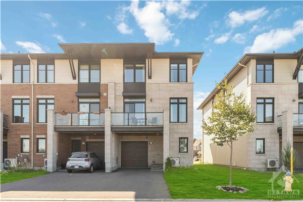 520 LABRADOR Crescent, Ottawa