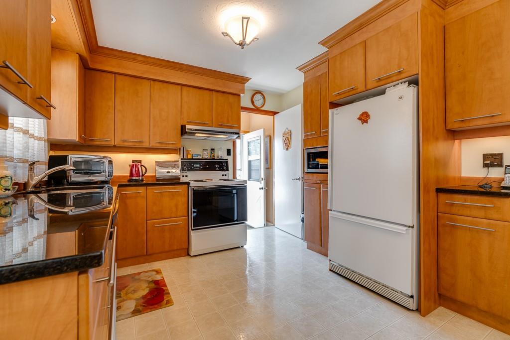 1131 FIFTH Street E