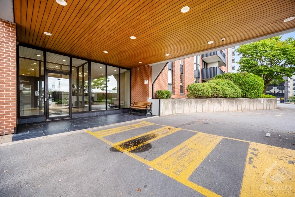 2951 RIVERSIDE Drive, #1001