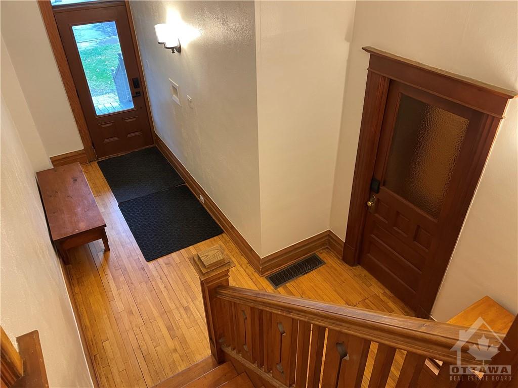 273 POWELL Avenue