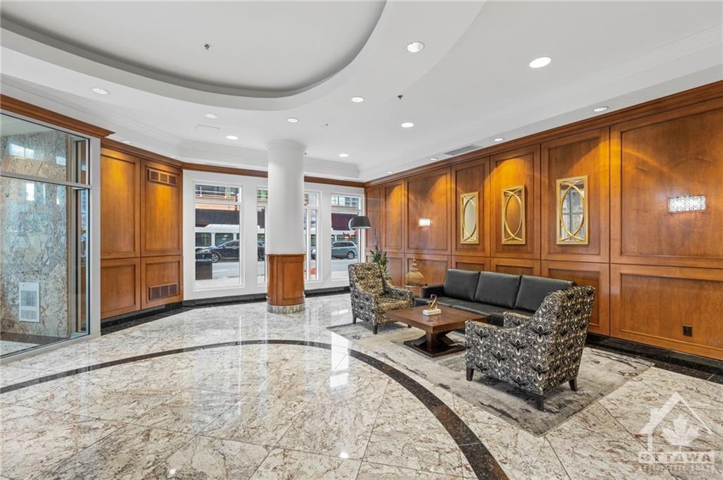 242 RIDEAU Street, #709