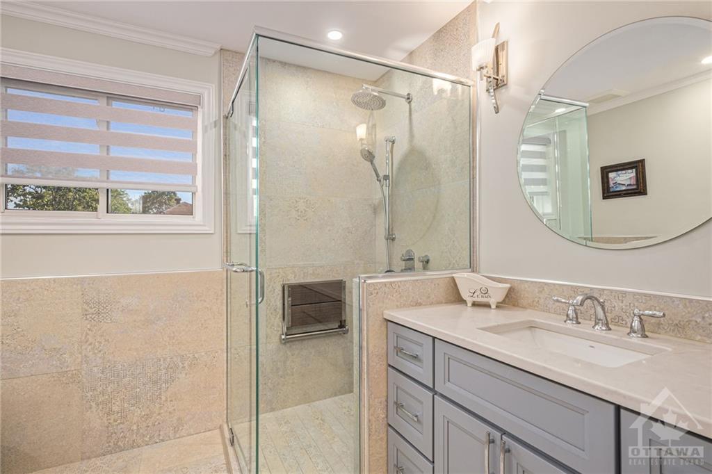 6106 VINEYARD Drive
