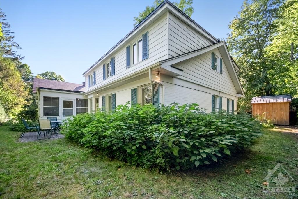 170 LAKEWAY Drive
