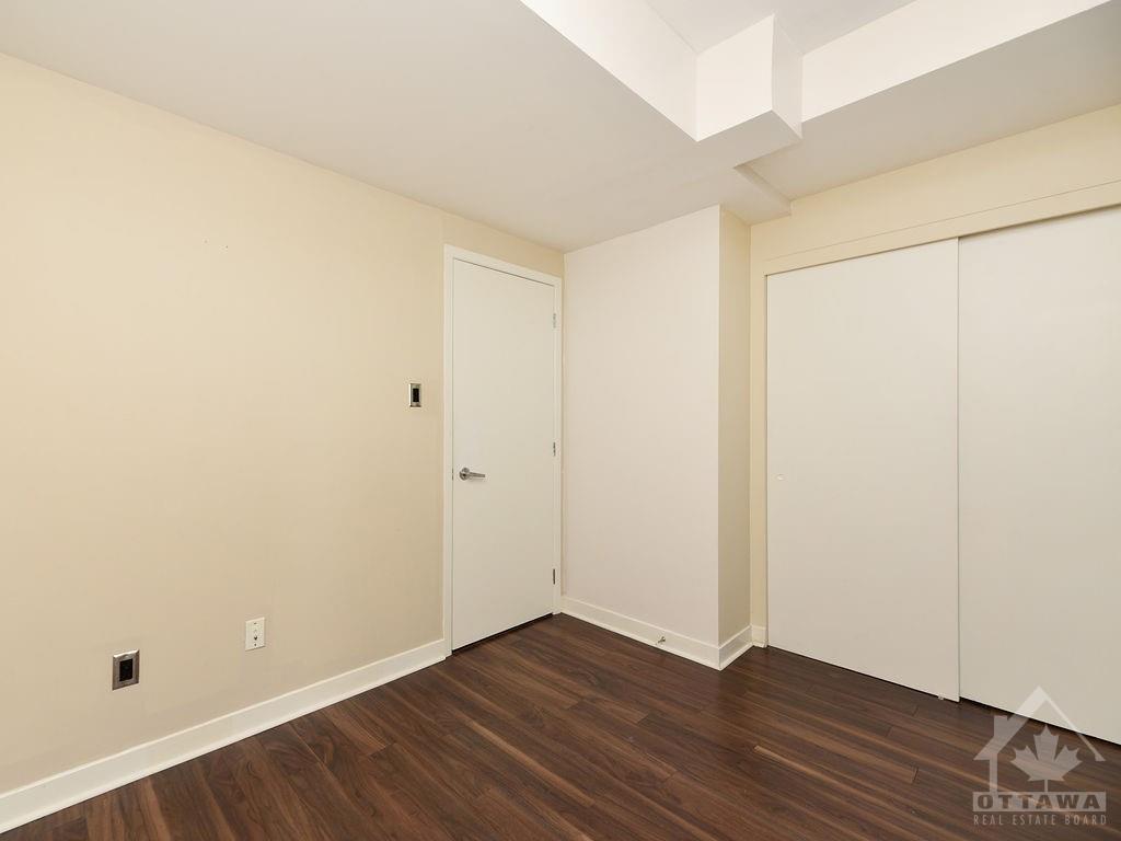 416 NEPEAN Street W, #416A
