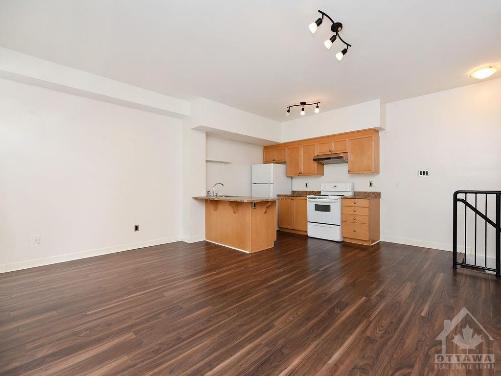 416 NEPEAN Street W, #416A