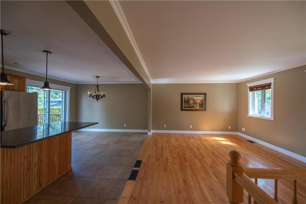 1841 BELVEDERE Crescent