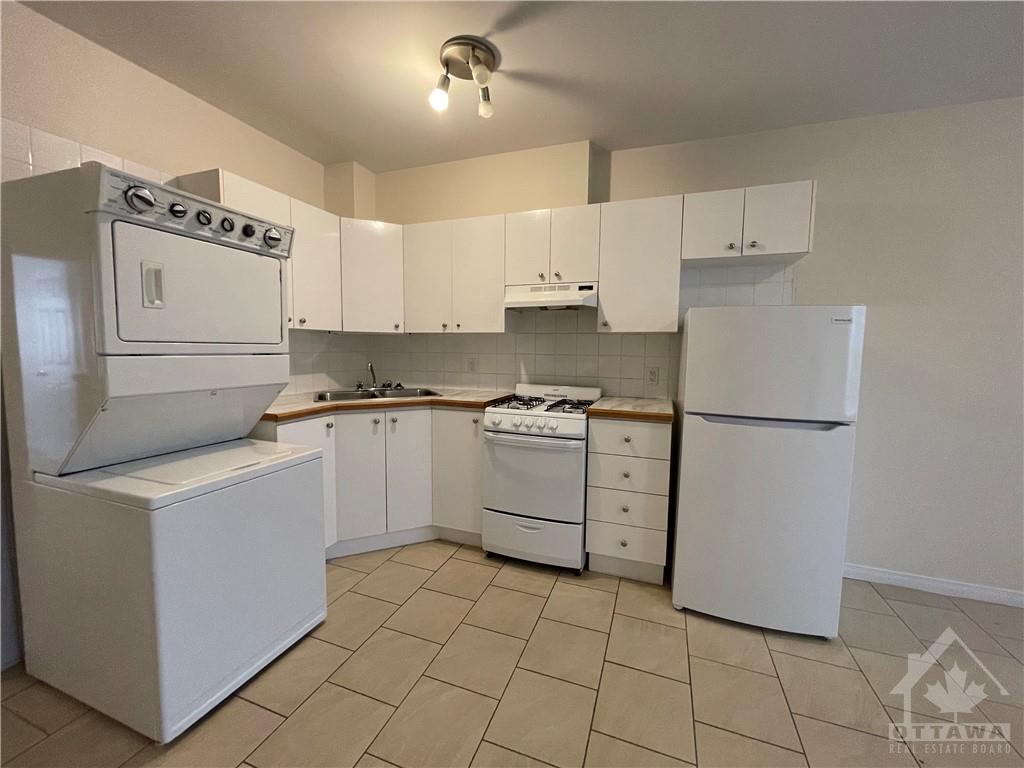 195 GUIGUES Avenue, #2
