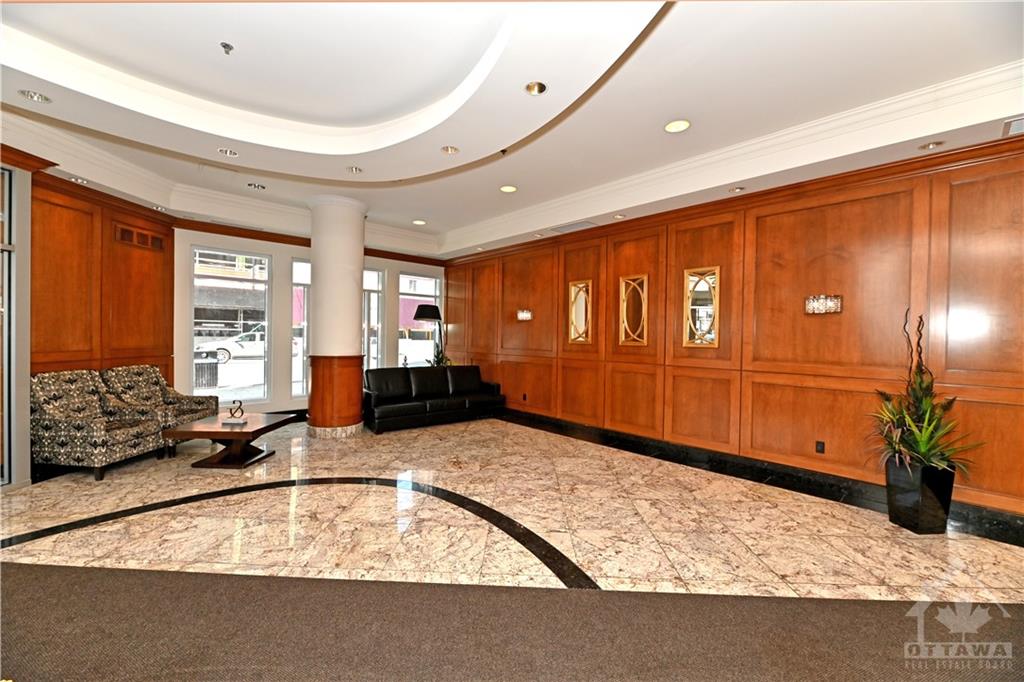 242 RIDEAU Street, #706