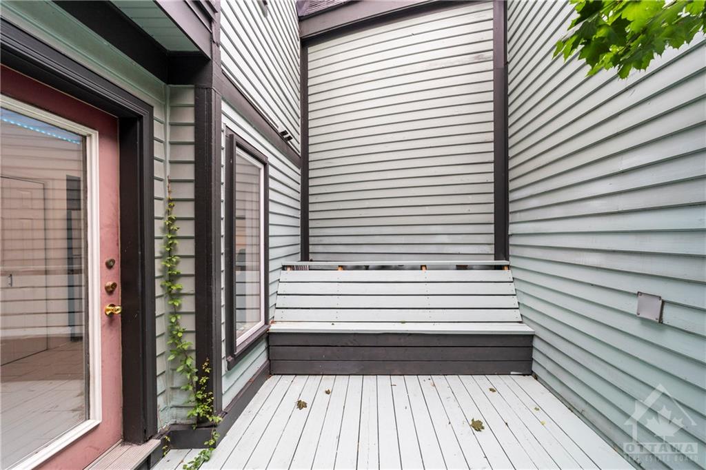 112 MACDONALD Street