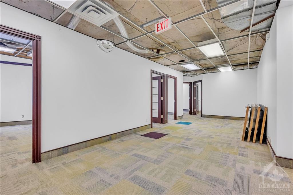 222 SOMERSET Street W, #300