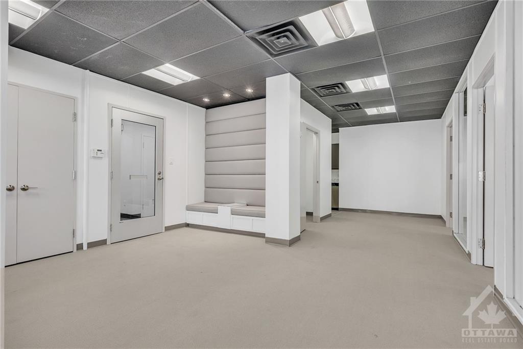 222 SOMERSET Street W, #402