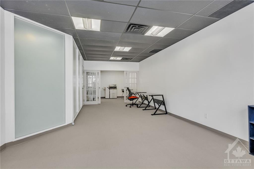 222 SOMERSET Street W, #402