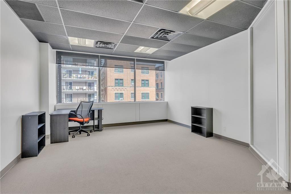 222 SOMERSET Street W, #402