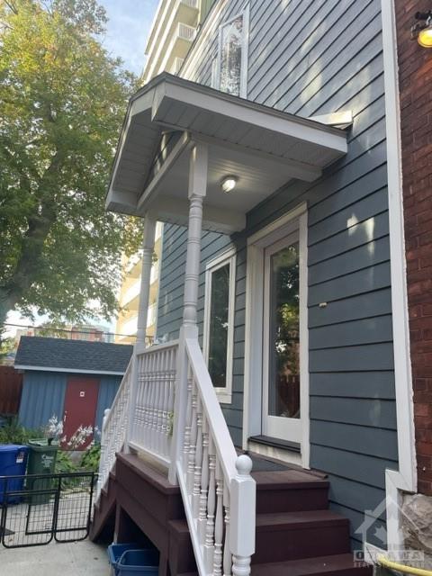 259 MCLEOD Street, #B