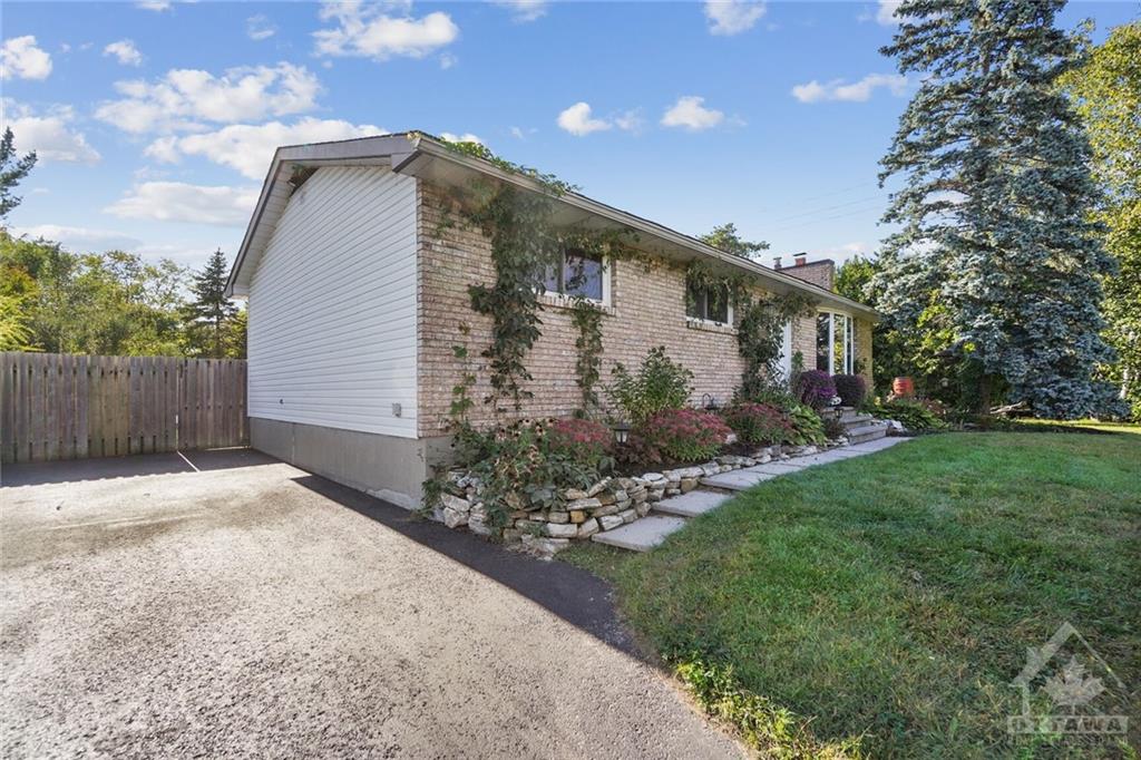 2 BASSWOOD Avenue