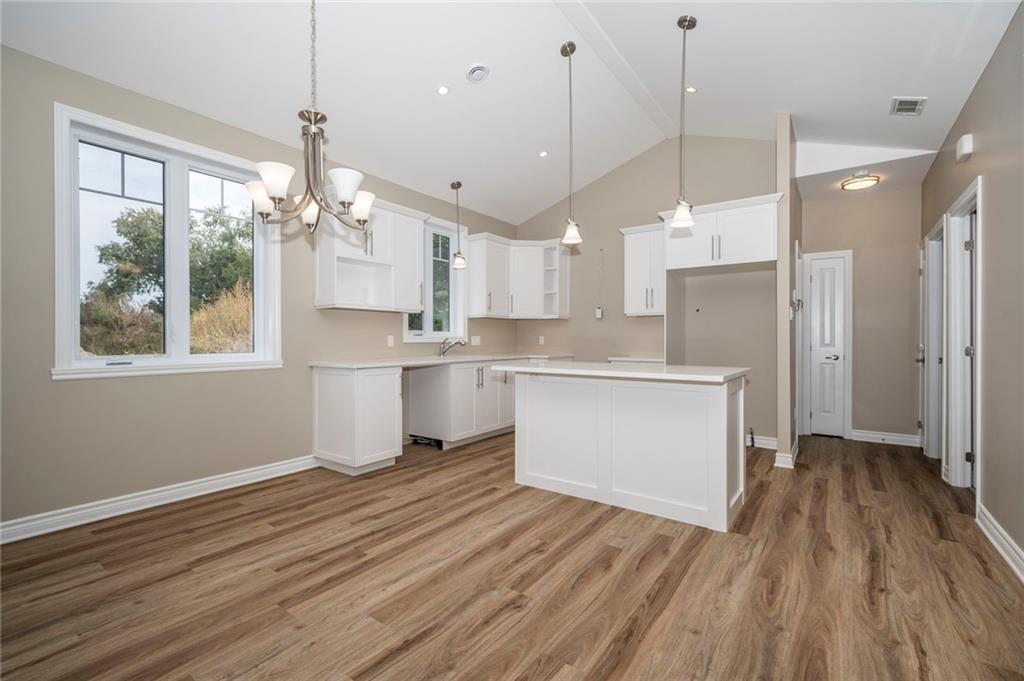 6 WHITTAKER Crescent
