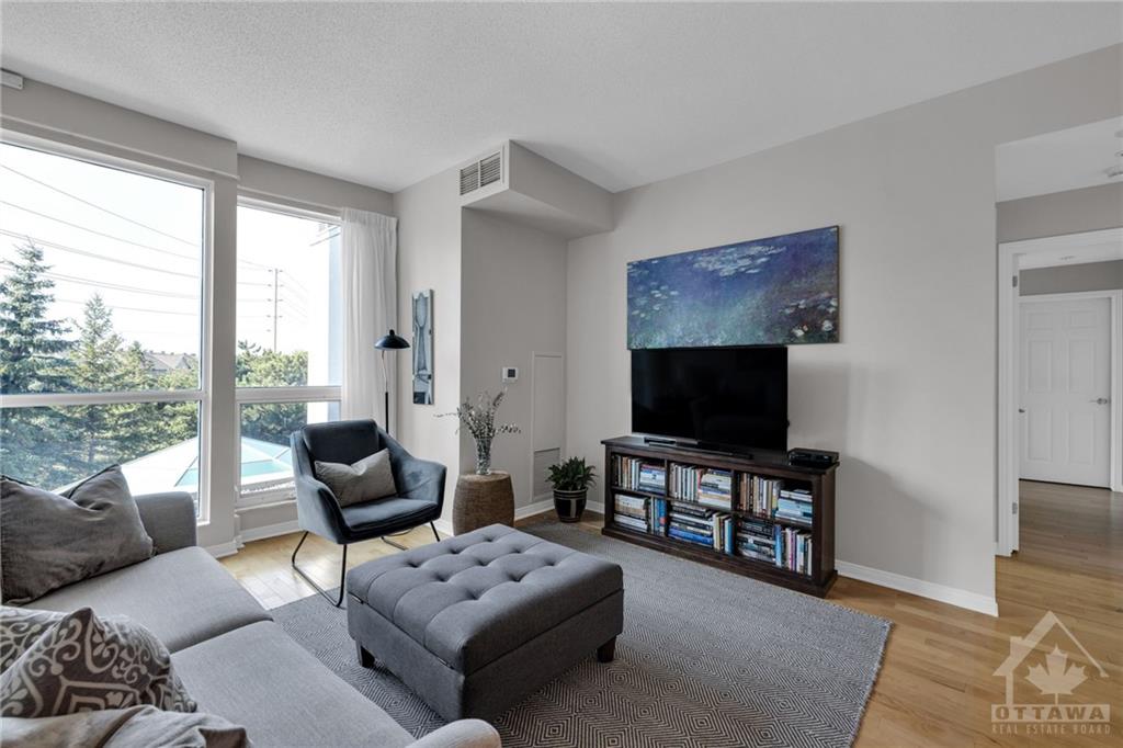 38 METROPOLE Private, #204