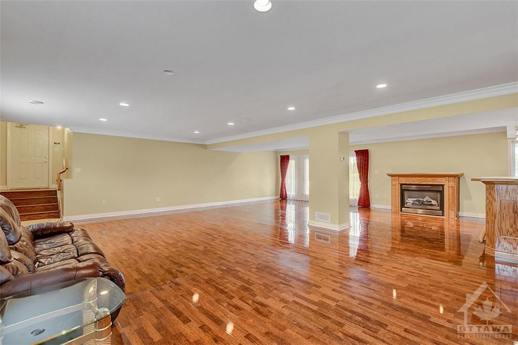 6537 FIRST LINE Road