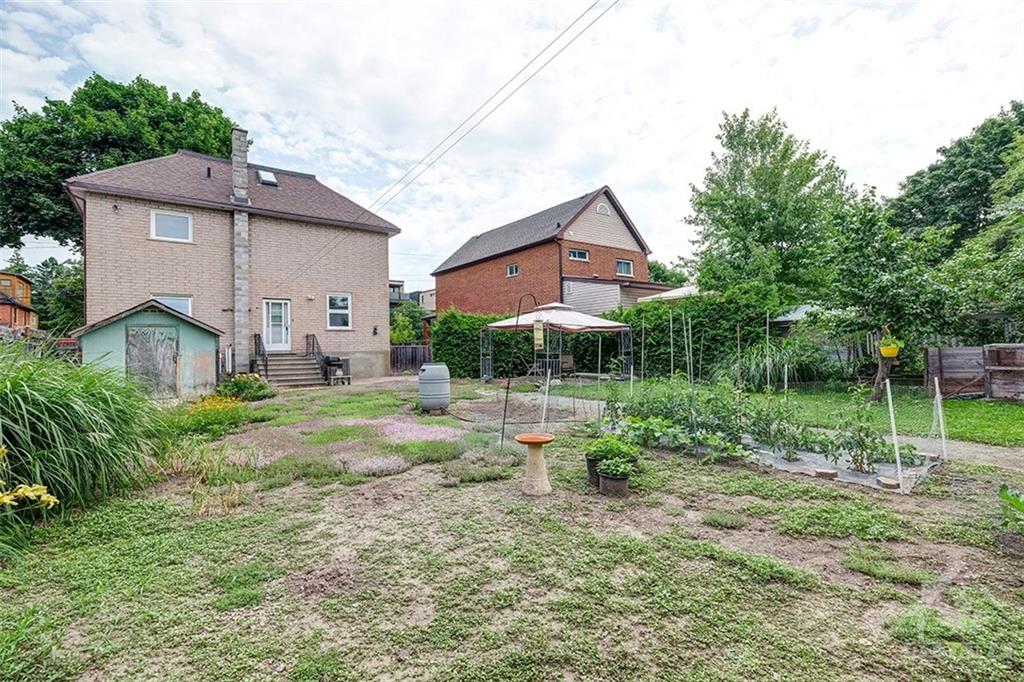 358 ATHLONE Avenue