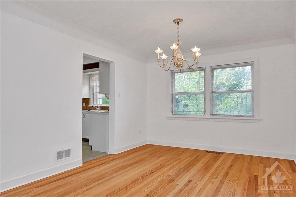 255 FAIRCREST Drive