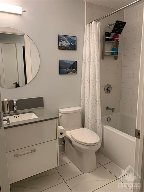 255 BAY Street, #1203