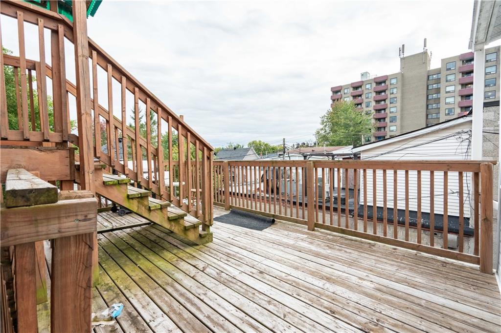 319-321-325-327 MONTREAL Road